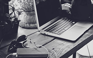 RNG锁定季后赛席位，rng锁定世界赛